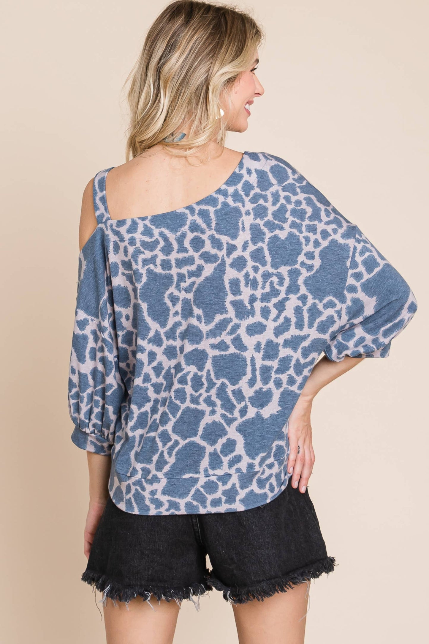 ETK-8836-PL Plus Size Printed One Shoulder Top