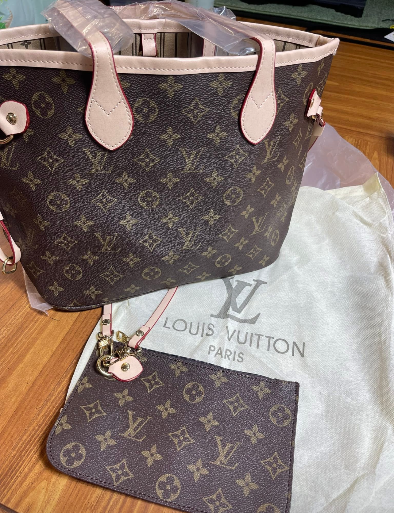 LV 2-pc Purse set (dupe)