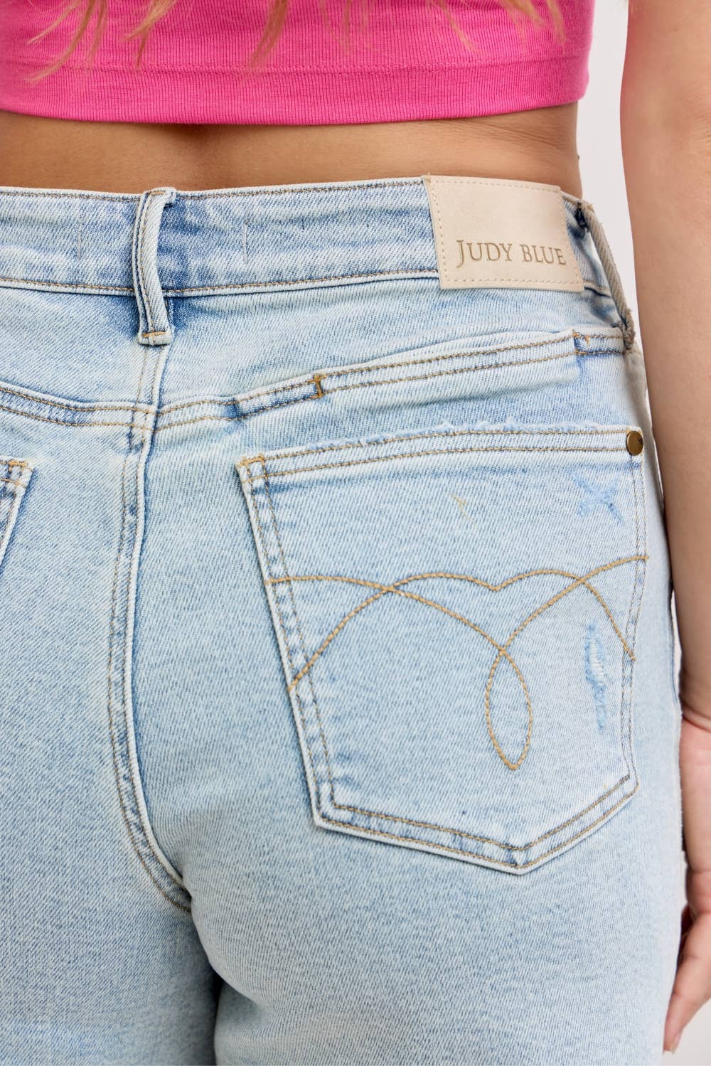 HW Rigid Magic Dad Short w/ Cell Phone Back Pkt