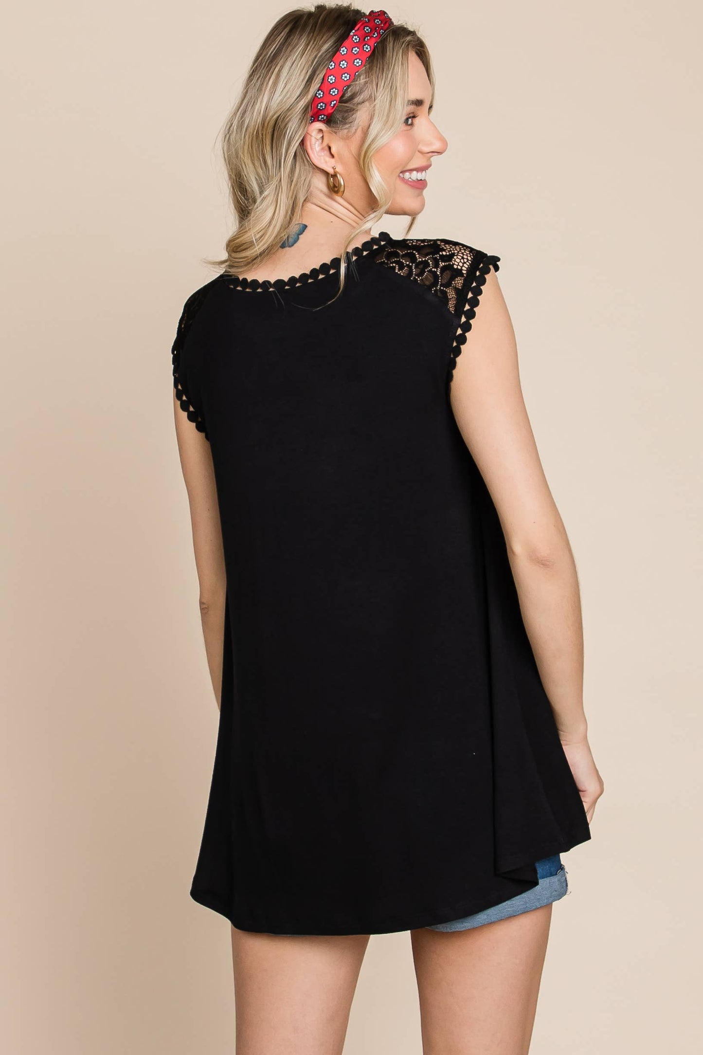 ETK-8814 Solid Top with Lace Contrast Neckline