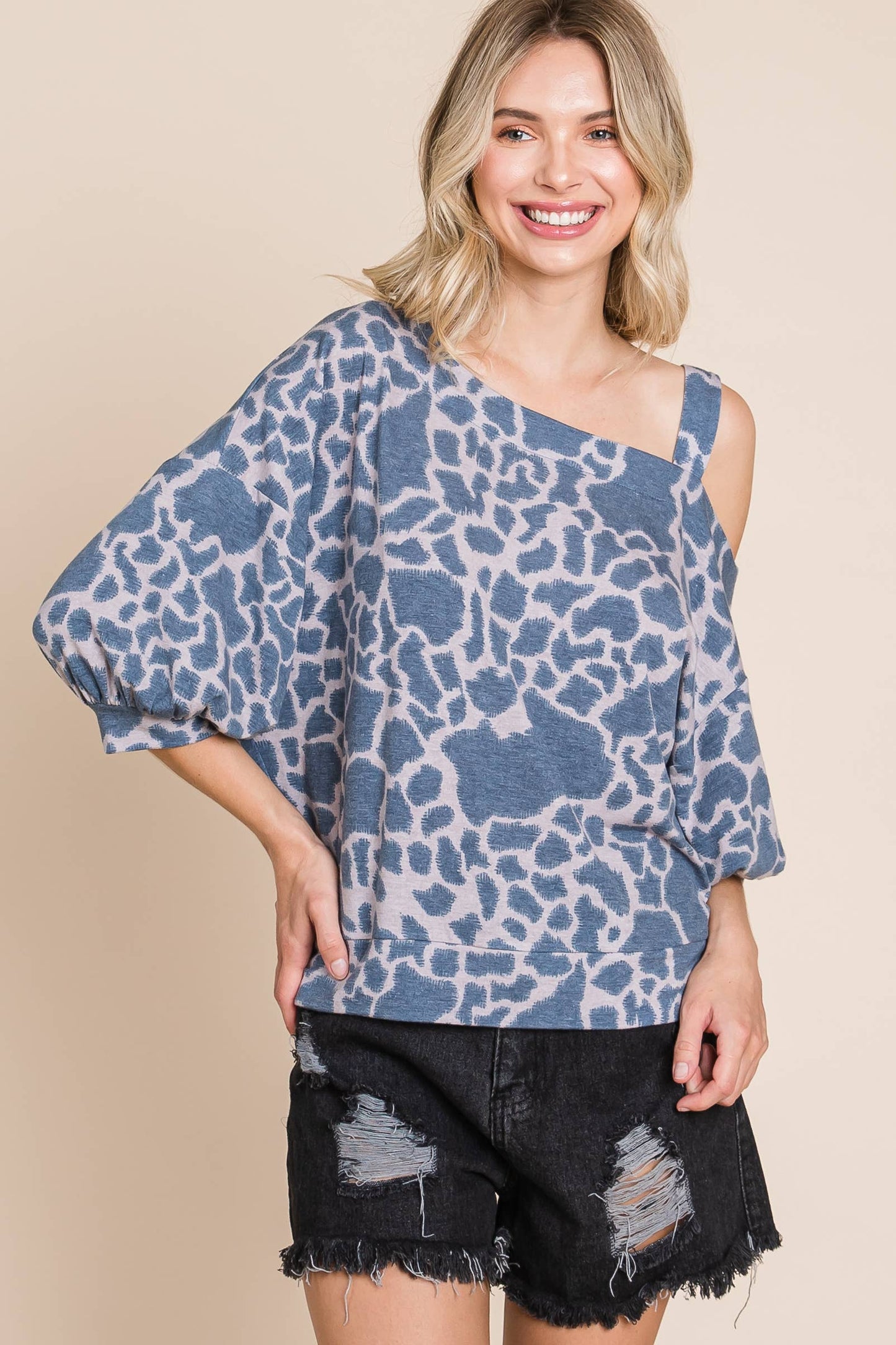 ETK-8836-PL Plus Size Printed One Shoulder Top