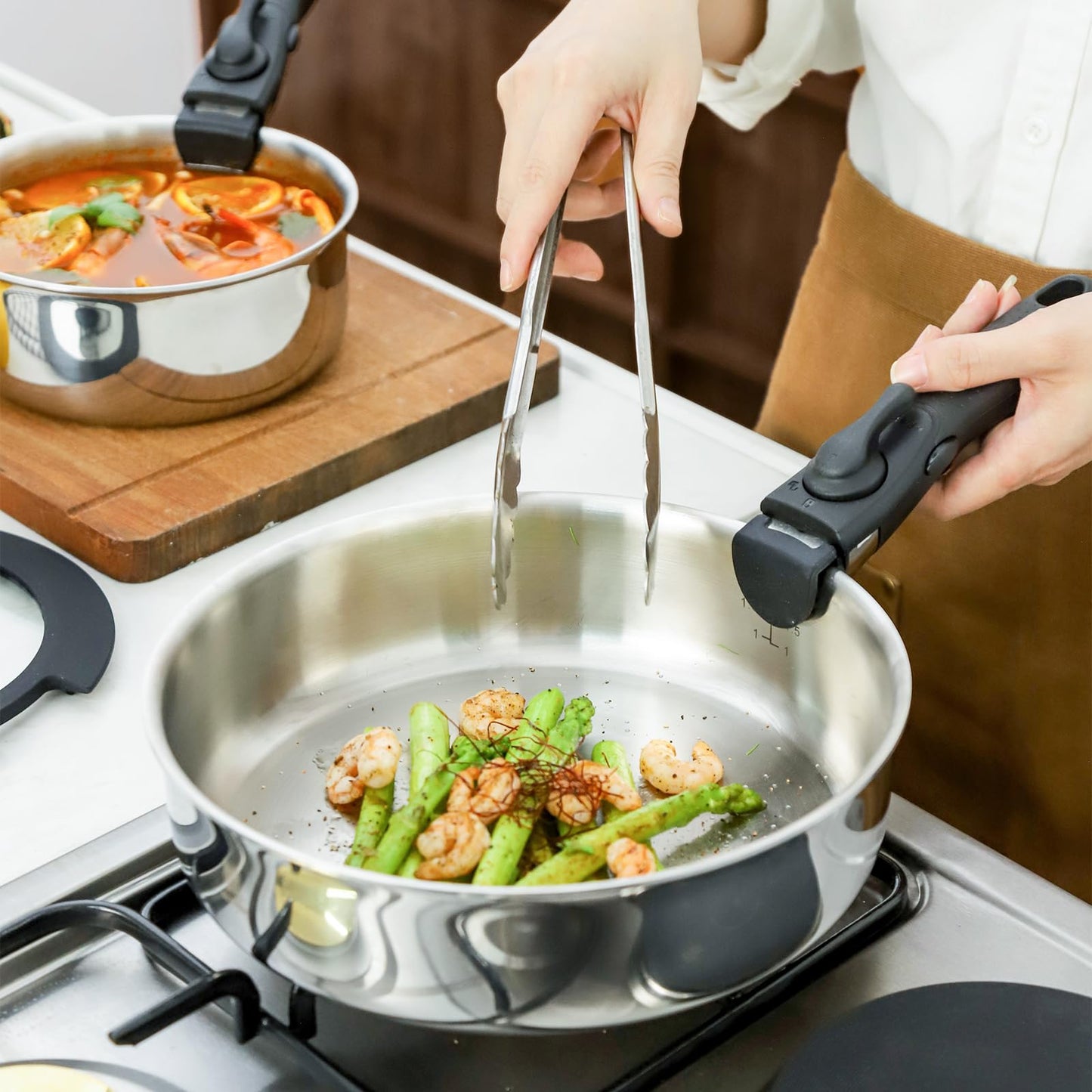 ROYDX 16pcs Pots and Pans Set, Stainless Steel Cookware Set Detachable Handle, Induction Kitchen Stackable RV Cookware Sets, (Camper, Boat, Small Kitchen), Dishwasher Safe&Oven Safe, PFOA Free, Silver
