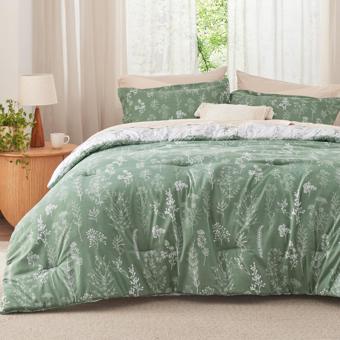 Bedsure Queen Comforter Set - Dark Purple Bed Set, 3 Pieces Cute Floral Bedding, 1 Soft Reversible Botanical Flowers Comforter and 2 Pillow Shams