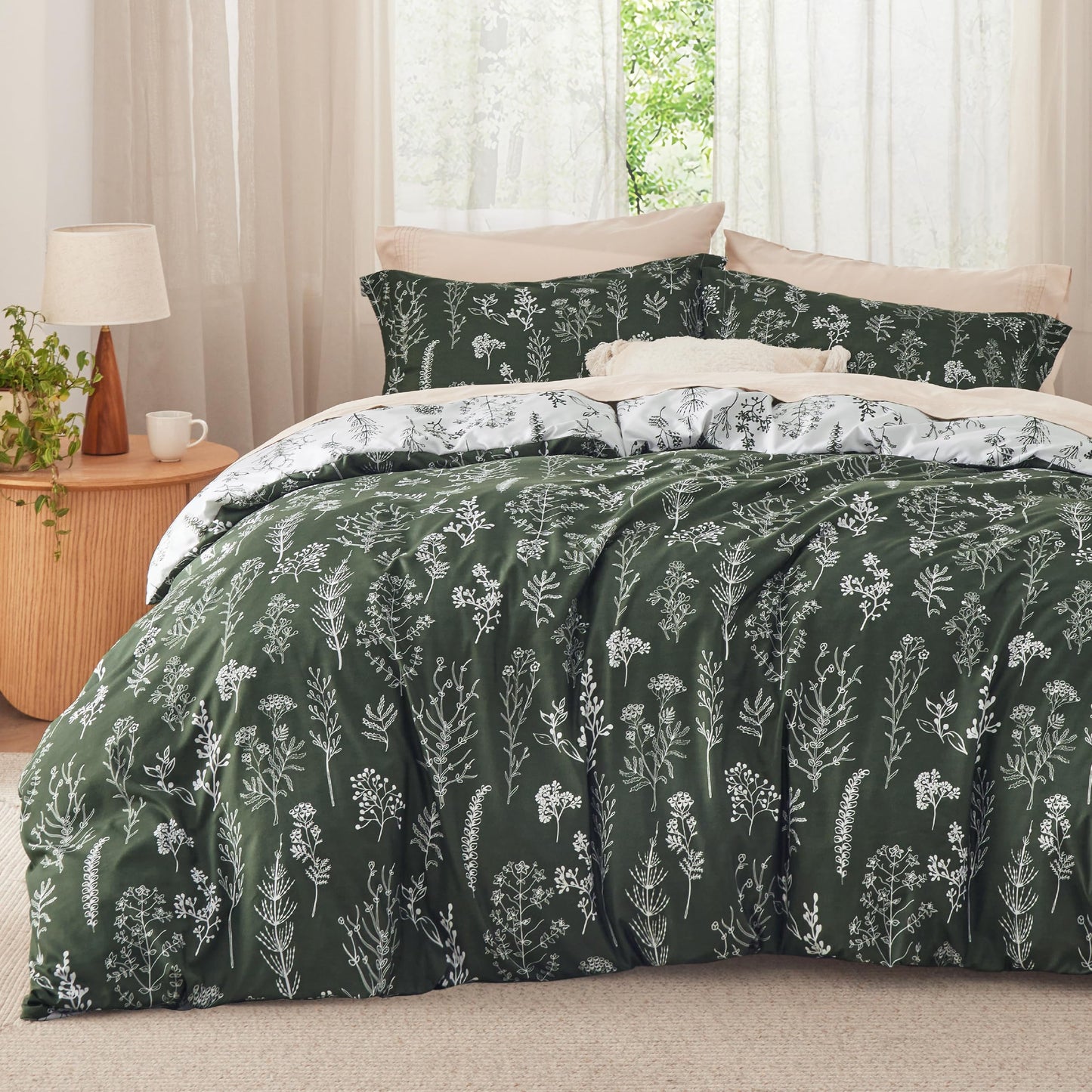 Bedsure Queen Comforter Set - Dark Purple Bed Set, 3 Pieces Cute Floral Bedding, 1 Soft Reversible Botanical Flowers Comforter and 2 Pillow Shams