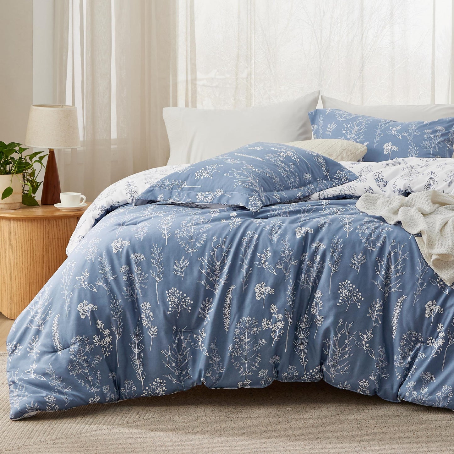 Bedsure Queen Comforter Set - Dark Purple Bed Set, 3 Pieces Cute Floral Bedding, 1 Soft Reversible Botanical Flowers Comforter and 2 Pillow Shams