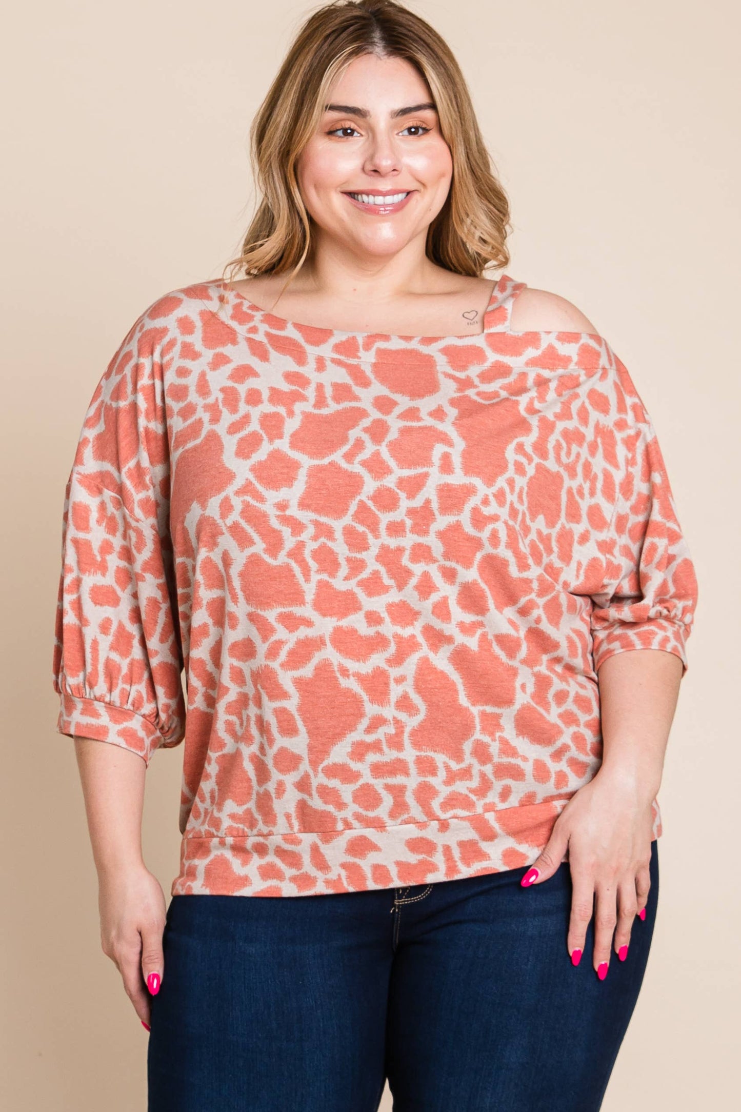 ETK-8836-PL Plus Size Printed One Shoulder Top