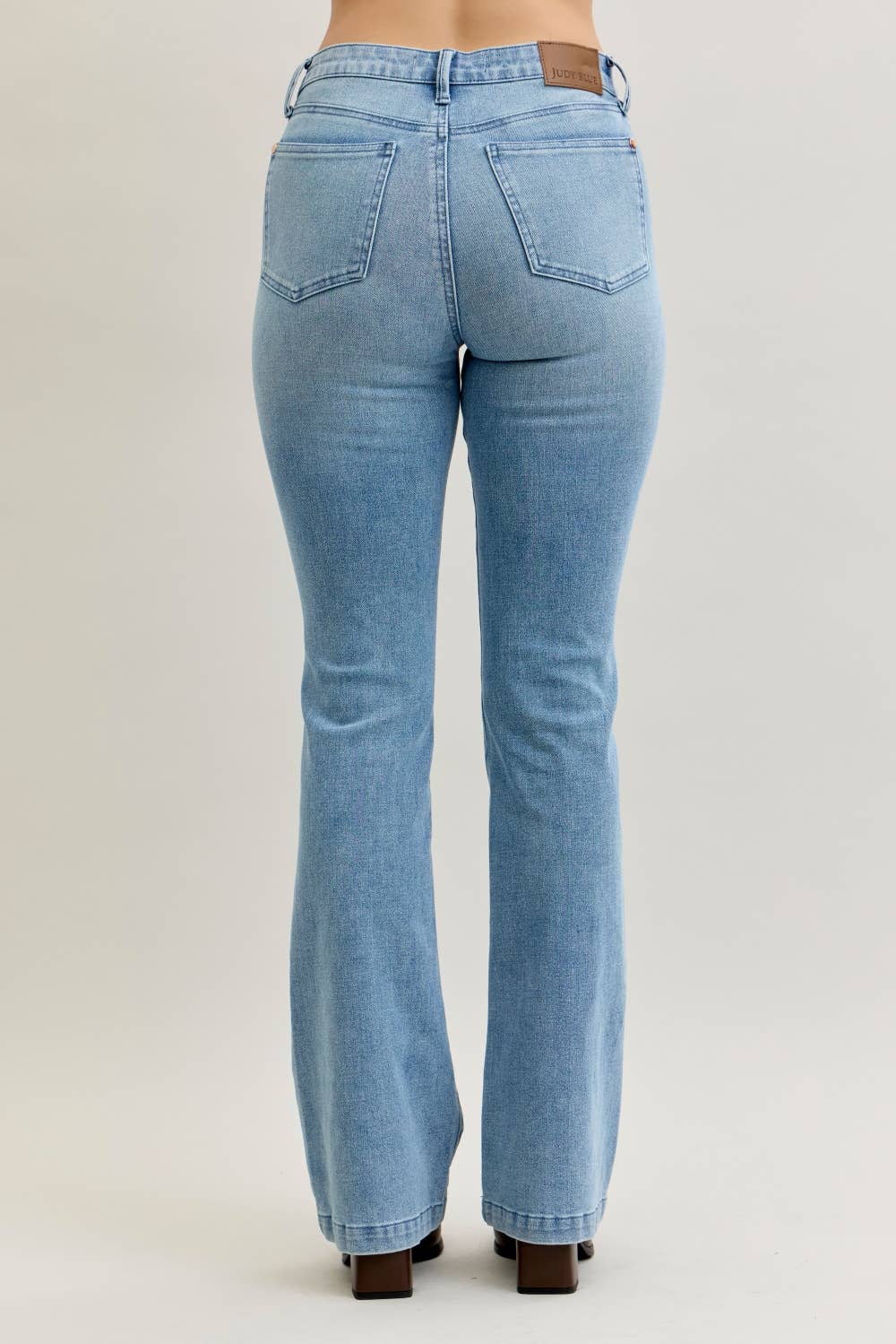 MR Bootcut Contrast Wash & Front Patch Pocket